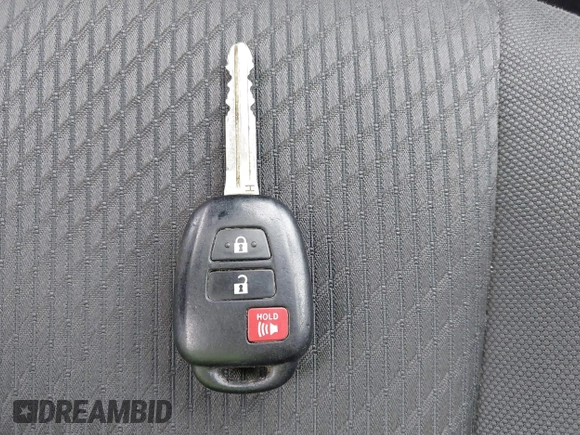 2018 Toyota Highlander LE with VIN 5TDZZRFH2JS246805, listed as a IAAI auction lot 42697587 with 287,457 mi miles and . Bid and sale history available at DreamBid. Image 11.