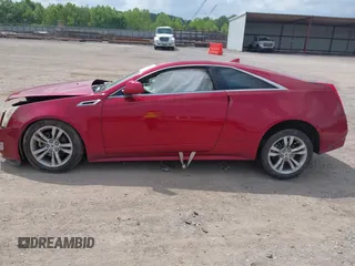 2014 Cadillac CTS Performance z VIN 1G6DG1E33E0135490, wystawiony jako IAAI lot #42274193 z przebiegiem 83 556 mil mil oraz . Historia ofert i sprzedaży dostępna na DreamBid. Obrazek 14.