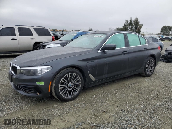 2019 BMW 5 Series 530e with VIN WBAJA9C51KB398689, listed as a Copart auction lot 45586425 with 61,866 mi miles and Salvage title. Bid and sale history available at DreamBid. Image 1.