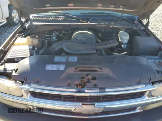 2003 Chevrolet Suburban LT with VIN 1GNEC16Z93J235334, listed as a Copart auction lot 87717995 with 299,627 mi miles and Salvage Title. Bid and sale history available at carsss.com. Image 12.