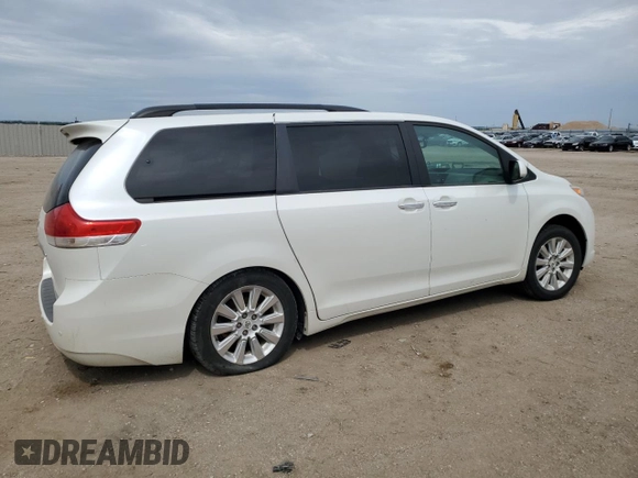 2012 Toyota Sienna XLE с VIN 5TDDK3DC8CS043732, выставлен на аукционе Copart как лот 58037885 с пробегом 234 881 миль миль и Списание • Salvage title. История ставок и продаж доступна на DreamBid. Изображение 3.
