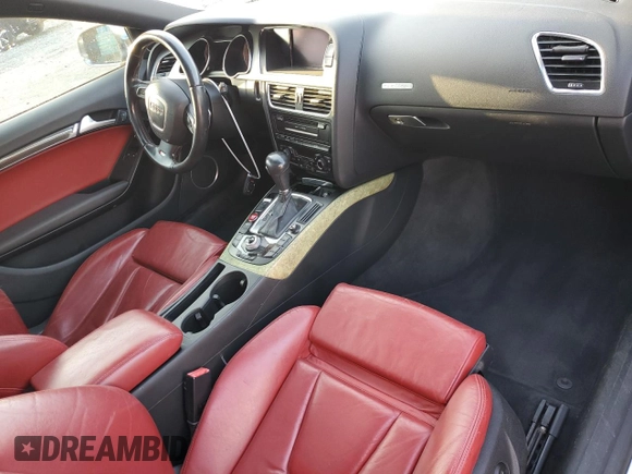 2012 Audi S5 Premium Plus z VIN WAUCVAFR2CA017629, wystawiony jako Copart lot #52552015 z przebiegiem 139 330 mil mil oraz Szkoda całkowita • Salvage title. Historia ofert i sprzedaży dostępna na DreamBid. Obrazek 8.
