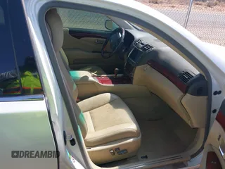 2007 Lexus LS 460 with VIN JTHBL46F275017817, listed as a IAAI auction lot 41958897 with 100,301 mi miles and . Bid and sale history available at DreamBid. Image 5.