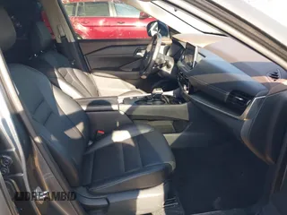2023 Nissan Rogue SV z VIN 5N1BT3BA8PC674196, wystawiony jako IAAI lot #42009297 z przebiegiem Nie podano mil oraz . Historia ofert i sprzedaży dostępna na DreamBid. Obrazek 5.