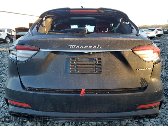 2022 Maserati Levante Modena S with VIN ZN661ZUM5NX396321, listed as a Copart auction lot 87076404 with 38,546 mi miles and Salvage Title. Bid and sale history available at carsss.com. Image 6.