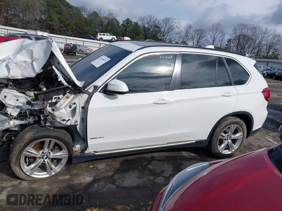 2016 BMW X5 xDrive35i with VIN 5UXKR0C57G0P26663, listed as a IAAI auction lot 41769670 with 1 mi miles. Bid and sale history available at carsss.com. Image 13.