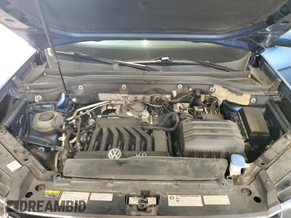 2019 Volkswagen Atlas SEL with VIN 1V2MR2CA3KC587916, listed as a Copart auction lot 60463275 with 107,387 mi miles and Salvage title. Bid and sale history available at DreamBid. Image 12.