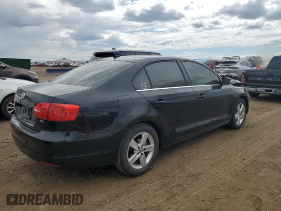 2014 Volkswagen Jetta TDI w/Premium with VIN 3VW3L7AJ9EM438697, listed as a Copart auction lot 57641645 with 191,231 mi miles and Salvage title. Bid and sale history available at DreamBid. Image 3.