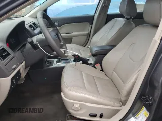 2010 Ford Fusion Hybrid z VIN 3FADP0L33AR267806, wystawiony jako Copart lot #55952815 z przebiegiem 146 912 mil mil oraz Szkoda całkowita • Salvage title. Historia ofert i sprzedaży dostępna na DreamBid. Obrazek 7.