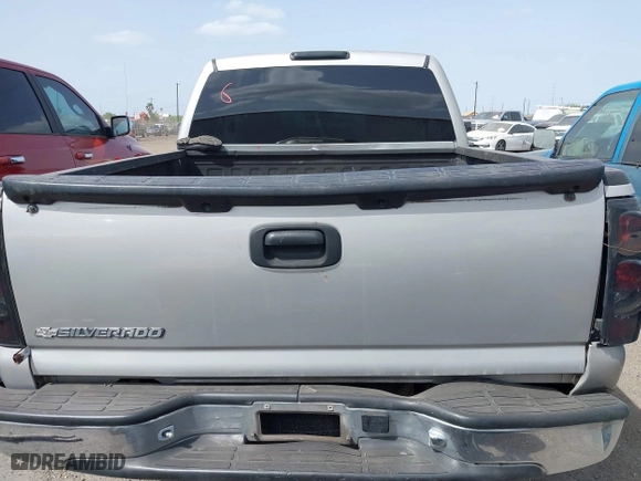 2006 Chevrolet Silverado 1500 LT1 with VIN 2GCEK13T761140183, listed as a IAAI auction lot 41760307 with 225,644 mi miles. Bid and sale history available at carsss.com. Image 16.