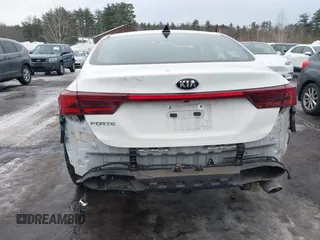 2020 Kia Forte LXS with VIN 3KPF24AD6LE246625, listed as a IAAI auction lot 41661690 with 93,524 mi miles and . Bid and sale history available at carsss.com. Image 18.