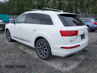 2017 Audi Q7 Premium Plus with VIN WA1LAAF78HD011055, listed as a IAAI auction lot 42509579 with 115,815 mi miles and . Bid and sale history available at DreamBid. Image 3.