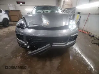 2015 Porsche Cayenne Diesel z VIN WP1AF2A24FLA35760, wystawiony jako Copart lot #43628215 z przebiegiem 162 980 mil mil oraz Szkoda całkowita • Salvage title. Historia ofert i sprzedaży dostępna na DreamBid. Obrazek 13.