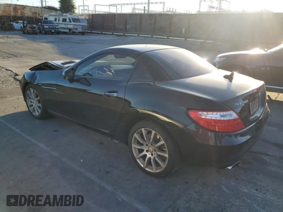 2016 Mercedes-Benz SLK 300 with VIN WDDPK3JA7GF121297, listed as a Copart auction lot 46720095 with 90,410 mi miles and Salvage title. Bid and sale history available at DreamBid. Image 2.