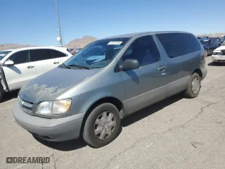 2000 Toyota Sienna CE with VIN 4T3GF19C9YU272554, listed as a Copart auction lot 73125134 with 240,998 mi miles and Salvage Title. Bid and sale history available at carsss.com. Image 1.