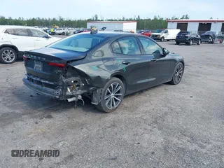 2022 Volvo S60 Momentum z VIN 7JRL12FZ1NG162991, wystawiony jako IAAI lot #42364000 z przebiegiem 69 626 mil mil oraz . Historia ofert i sprzedaży dostępna na DreamBid. Obrazek 4.