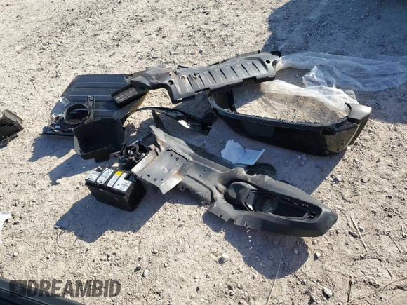 2024 Jeep Gladiator Sport S z VIN 1C6HJTAG4RL103597, wystawiony jako Copart lot #52364275 z przebiegiem 12 128 mil mil oraz Nie do naprawy • Non repairable. Historia ofert i sprzedaży dostępna na DreamBid. Obrazek 13.