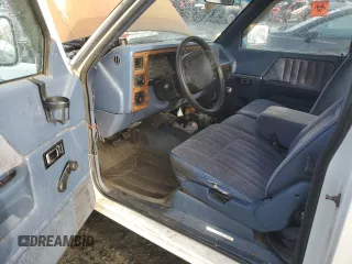 1995 Dodge Dakota with VIN 1B7GG23X1SS250126, listed as a Copart auction lot 86535174 with 317,540 mi miles and Salvage Title. Bid and sale history available at carsss.com. Image 8.