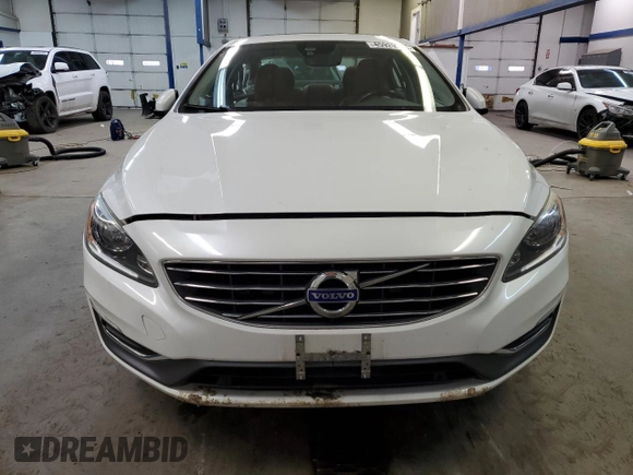 2018 Volvo S60 Inscription z VIN LYV402HK0JB171760, wystawiony jako Copart lot #45929395 z przebiegiem Nie podano mil oraz Szkoda całkowita • Salvage title. Historia ofert i sprzedaży dostępna na DreamBid. Obrazek 5.