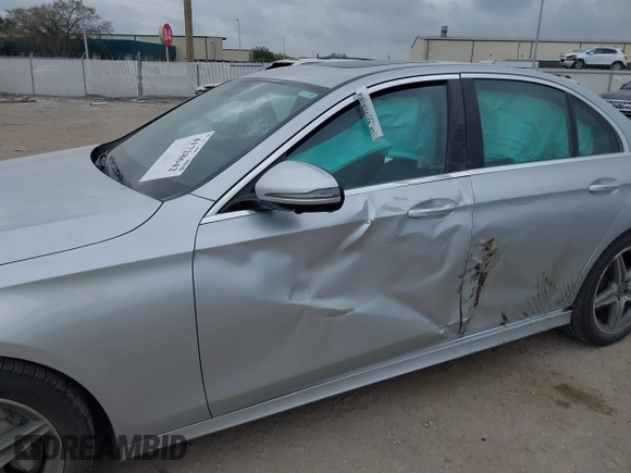 2019 Mercedes-Benz E-Class E 300 with VIN WDDZF4JB6KA515701, listed as a IAAI auction lot 41728642 with 62,636 mi miles. Bid and sale history available at carsss.com. Image 6.
