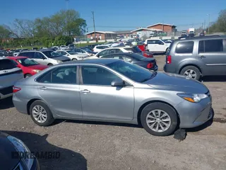 2017 Toyota Camry XLE with VIN 4T1BF1FK3HU629953, listed as a IAAI auction lot 42012261 with 95,199 mi miles. Bid and sale history available at carsss.com. Image 13.