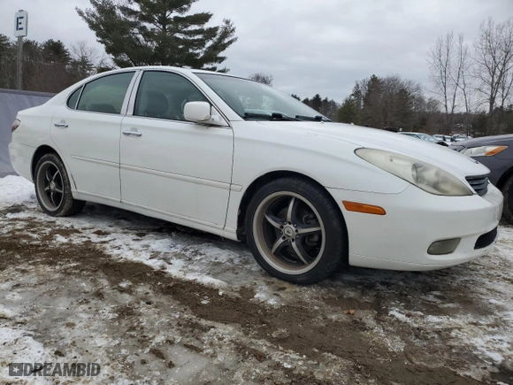 2003 Lexus ES 300 with VIN JTHBF30G330087143, listed as a Copart auction lot 45054935 with 204,917 mi miles and Clean Title. Bid and sale history available at carsss.com. Image 4.