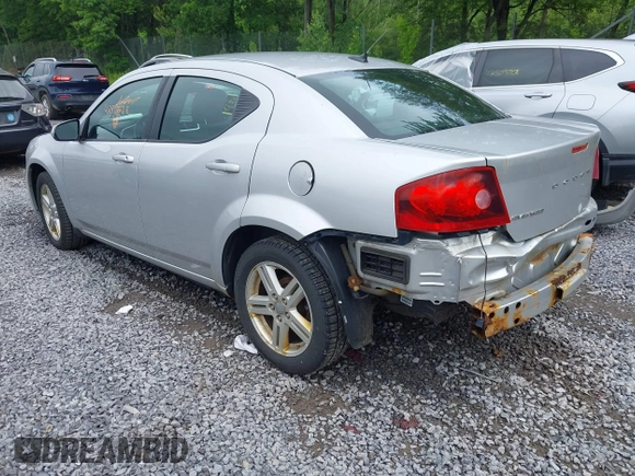2012 Dodge Avenger SXT z VIN 1C3CDZCB0CN133422, wystawiony jako IAAI lot #42510028 z przebiegiem 157 804 mil mil oraz . Historia ofert i sprzedaży dostępna na DreamBid. Obrazek 3.