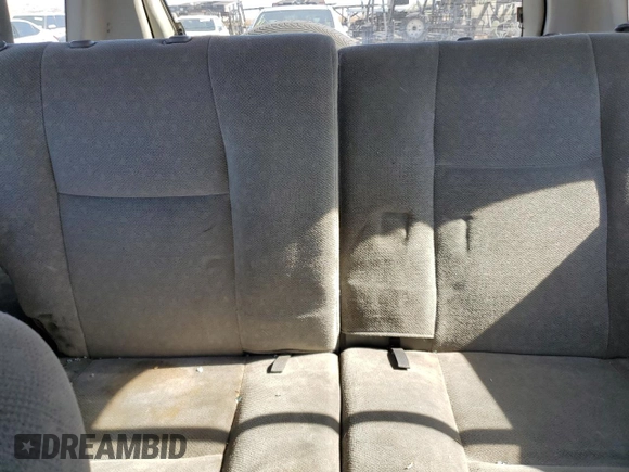 2000 Suzuki Vitara JX z VIN 2S3TD52V1Y6108459, wystawiony jako Copart lot #75526644 z przebiegiem 263 433 mil mil oraz Szkody całkowita. Historia ofert i sprzedaży dostępna na DreamBid. Obrazek 10.