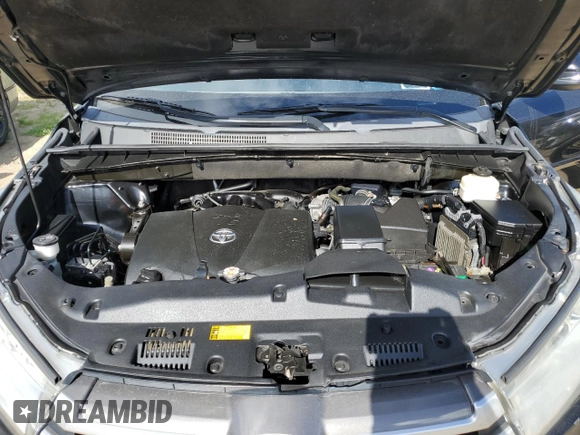 2018 Toyota Highlander LE with VIN 5TDBZRFH1JS906155, listed as a Copart auction lot 65517405 with 118,413 mi miles and Clean title. Bid and sale history available at DreamBid. Image 12.