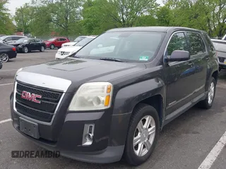 2014 GMC Terrain SLE with VIN 2GKALMEK5E6194461, listed as a IAAI auction lot 42196136 with 128,686 mi miles. Bid and sale history available at carsss.com. Image 2.