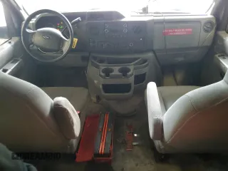 2014 Ford Econoline Passenger XL z VIN 1FBSS3BL1EDA92915, wystawiony jako Copart lot #56422285 z przebiegiem 164 704 mil mil oraz Tytuł czysty. Historia ofert i sprzedaży dostępna na DreamBid. Obrazek 8.