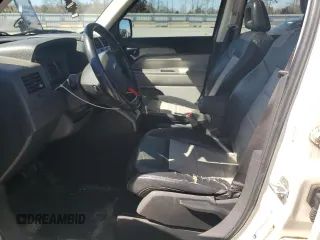 2007 Jeep Patriot Limited with VIN 1J8FT48W57D324302, listed as a Copart auction lot 47998675 with 225,080 mi miles and Salvage title. Bid and sale history available at DreamBid. Image 7.