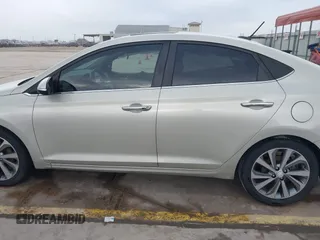 2019 Hyundai Accent Limited with VIN 3KPC34A3XKE046370, listed as a IAAI auction lot 41612539 with 71,270 mi miles. Bid and sale history available at carsss.com. Image 15.