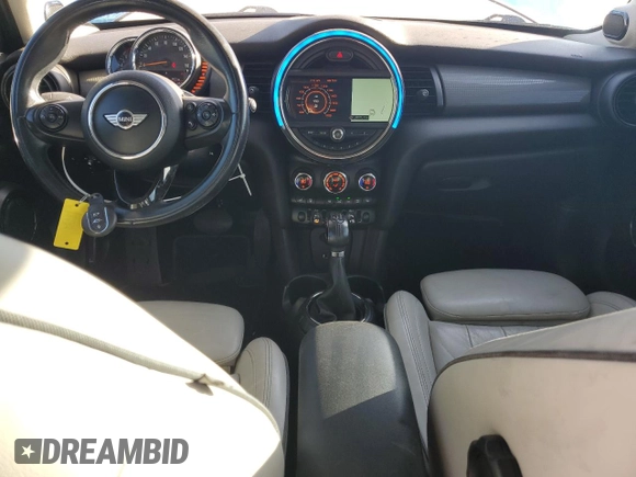 2015 MINI Hardtop 4 Door with VIN WMWXS5C54FT827341, listed as a Copart auction lot 63872395 with 83,023 mi miles and Salvage title. Bid and sale history available at DreamBid. Image 8.