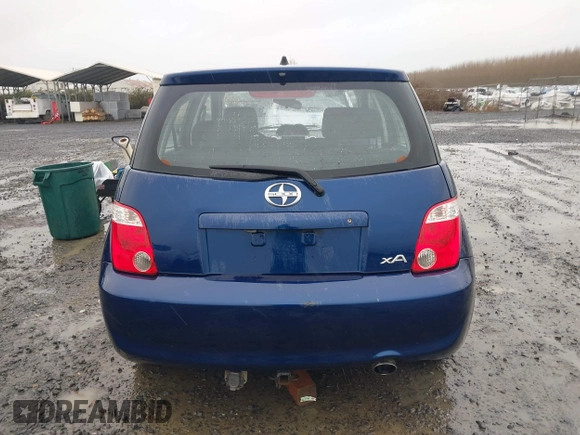 2006 Scion xA with VIN JTKKT604060170379, listed as a IAAI auction lot 41866938 with 220,089 mi miles. Bid and sale history available at carsss.com. Image 16.