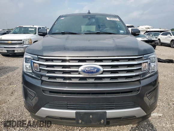 2020 Ford Expedition Max XLT z VIN 1FMJK1HT8LEA98250, wystawiony jako Copart lot #56626975 z przebiegiem 158 448 mil mil oraz Czysty tytuł • Clean title. Historia ofert i sprzedaży dostępna na DreamBid. Obrazek 5.