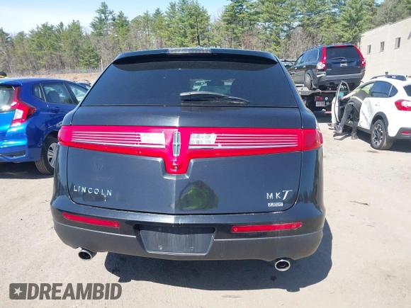 2019 Lincoln MKT with VIN 2LMHJ5NK2KBL03273, listed as a IAAI auction lot 42071546 with 255,186 mi miles and . Bid and sale history available at DreamBid. Image 16.