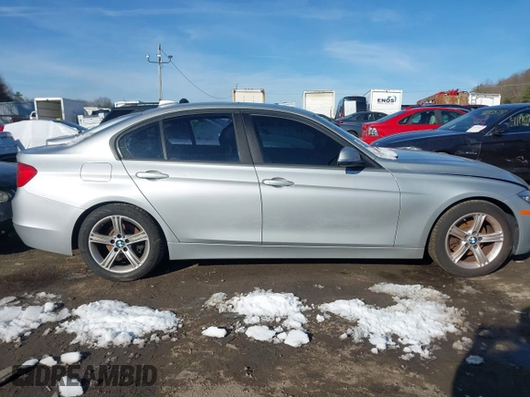 2014 BMW 3 Series 320i xDrive with VIN WBA3C3G51ENR25515, listed as a IAAI auction lot 41150558 with Not Provided miles. Bid and sale history available at carsss.com. Image 13.