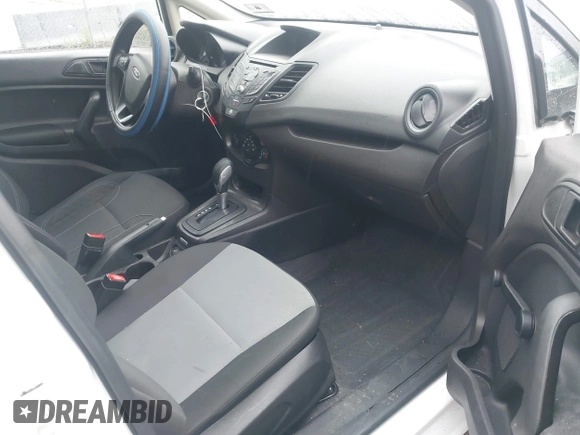 2016 Ford Fiesta S с VIN 3FADP4AJ1GM205836, выставлен на аукционе IAAI как лот 42267013 с пробегом 96 778 миль миль и . История ставок и продаж доступна на DreamBid. Изображение 5.
