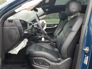 2024 Porsche Cayenne с VIN WP1BA2AY7RDA53305, выставлен на аукционе Copart как лот 41756545 с пробегом 6 596 миль миль и Списание • Salvage title. История ставок и продаж доступна на DreamBid. Изображение 7.