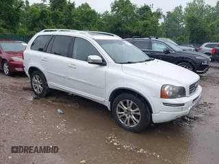 2013 Volvo XC90 Premier Plus z VIN YV4952CZ1D1638270, wystawiony jako IAAI lot #42368131 z przebiegiem 259 760 mil mil oraz . Historia ofert i sprzedaży dostępna na DreamBid. Obrazek 1.