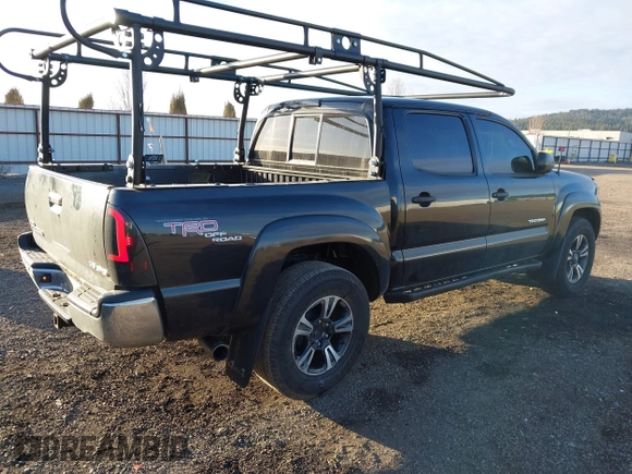 2006 Toyota Tacoma z VIN 5TELU42N26Z271569, wystawiony jako IAAI lot #41760118 z przebiegiem 123 299 mil mil oraz . Historia ofert i sprzedaży dostępna na DreamBid. Obrazek 4.