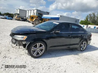 2013 Volkswagen Jetta SE с VIN 3VWDX7AJ5DM370597, выставлен на аукционе Copart как лот 61378105 с пробегом 146 194 миль миль и Списание • Salvage title. История ставок и продаж доступна на DreamBid. Изображение 1.