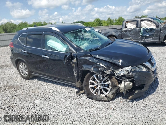2017 Nissan Rogue SV z VIN KNMAT2MT6HP501456, wystawiony jako Copart lot #55625395 z przebiegiem Nie podano mil oraz Szkoda całkowita • Salvage title. Historia ofert i sprzedaży dostępna na DreamBid. Obrazek 4.