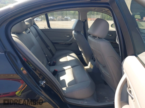 2006 BMW 3 Series 325xi with VIN WBAVD13536KV06147, listed as a IAAI auction lot 42556688 with 164,737 mi miles and . Bid and sale history available at DreamBid. Image 8.
