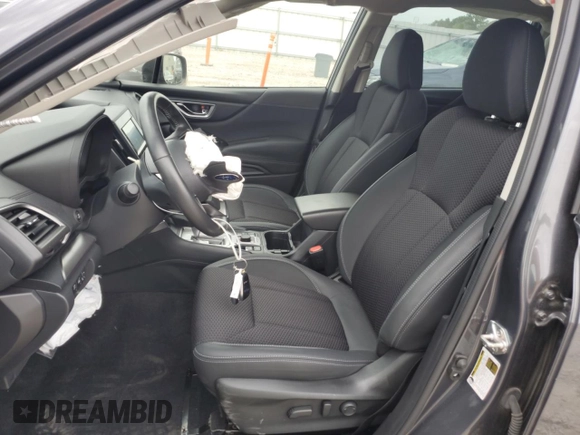 2022 Subaru Forester Premium with VIN JF2SKAEC4NH486706, listed as a Copart auction lot 61843155 with 27,161 mi miles and Salvage title. Bid and sale history available at DreamBid. Image 7.