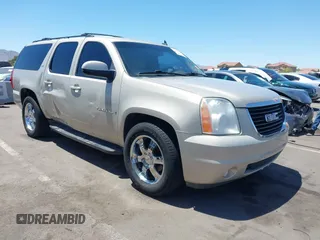 2008 GMC Yukon XL SLT 4SB z VIN 1GKFC16078J200429, wystawiony jako IAAI lot #42228311 z przebiegiem 150 555 mil mil oraz . Historia ofert i sprzedaży dostępna na DreamBid. Obrazek 1.