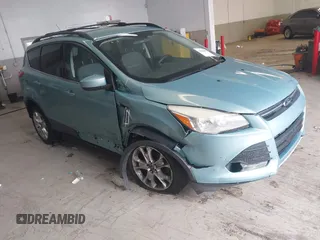 2013 Ford Escape SE with VIN 1FMCU0GX6DUC09872, listed as a IAAI auction lot 42020093 with 215,906 mi miles and . Bid and sale history available at DreamBid. Image 1.