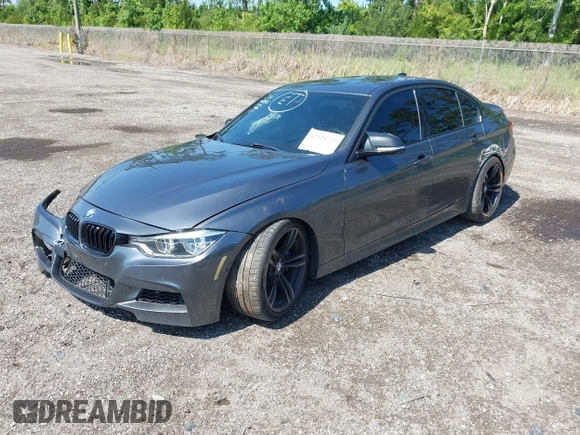2018 BMW 3 Series 340i z VIN WBA8B3G57JNU36801, wystawiony jako IAAI lot #42524722 z przebiegiem 63 787 mil mil oraz . Historia ofert i sprzedaży dostępna na DreamBid. Obrazek 23.