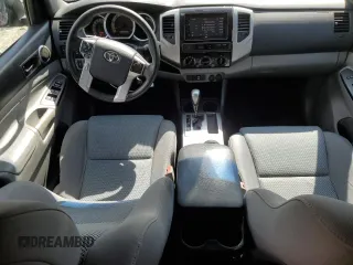2014 Toyota Tacoma PreRunner with VIN 5TFJU4GN7EX051530, listed as a Copart auction lot 51135655 with 117,157 mi miles and Salvage Title. Bid and sale history available at DreamBid. Image 8.
